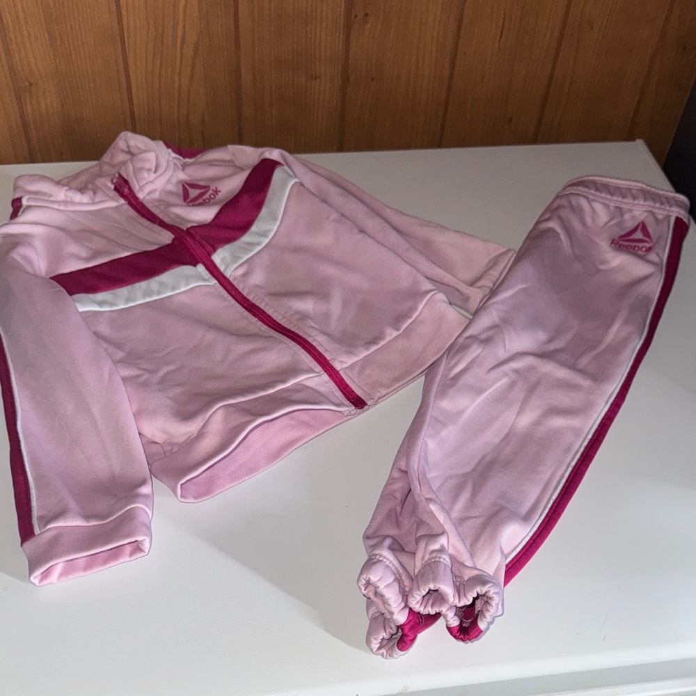 Reebok Light Pink and White Athletic Set
